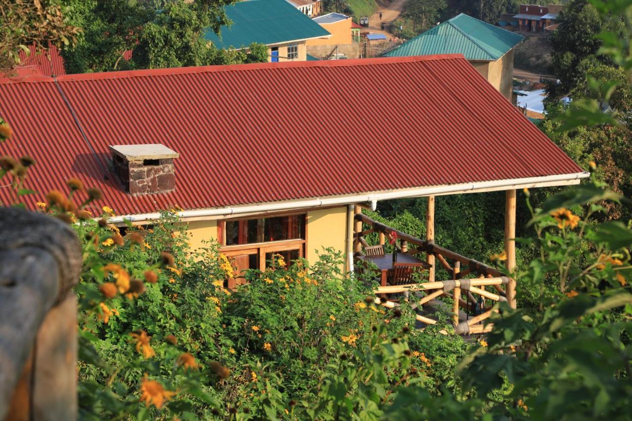 Nkuringo Bwindi Gorilla Lodge Exterior photo